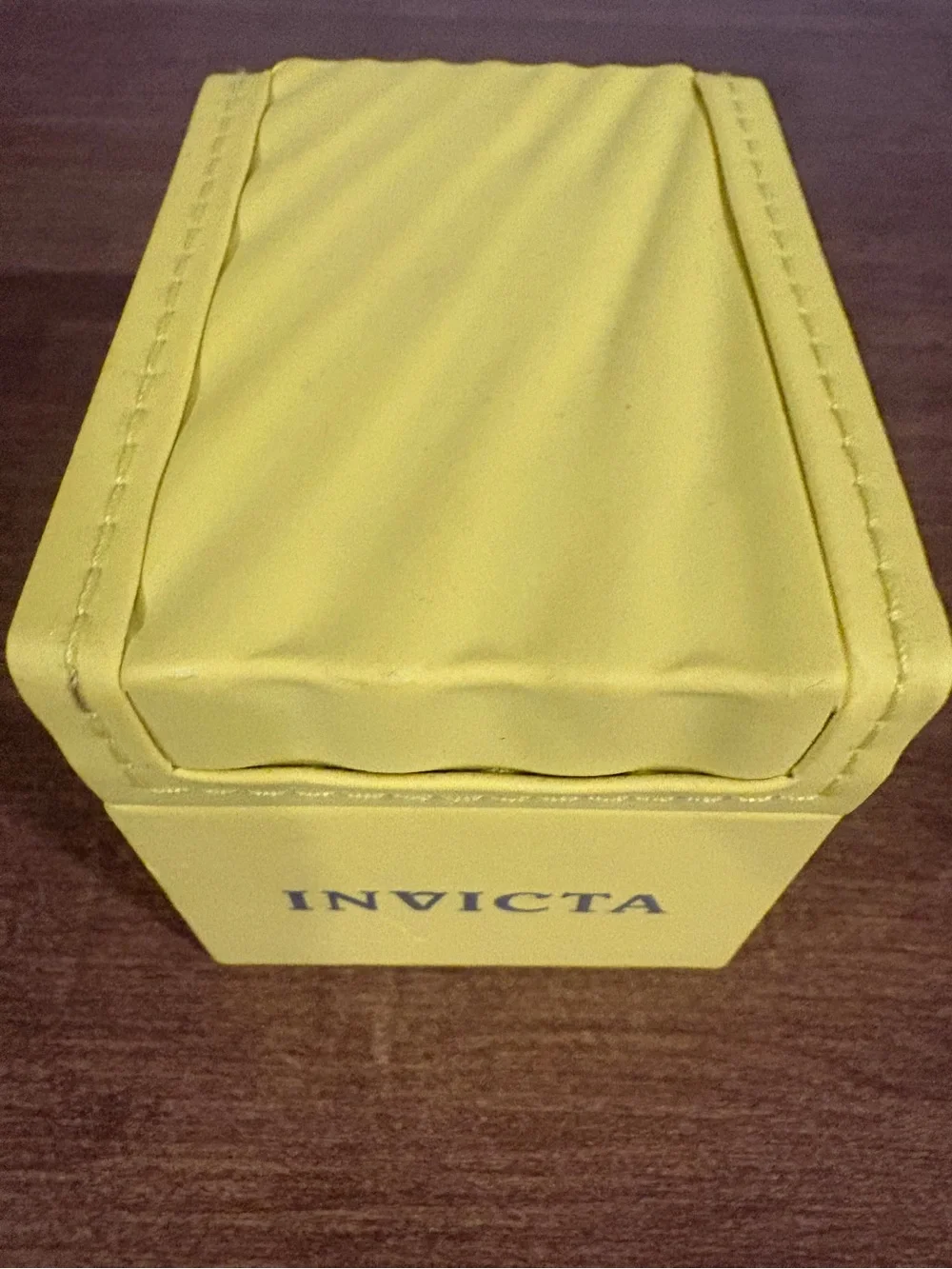 Invicta bright yellow